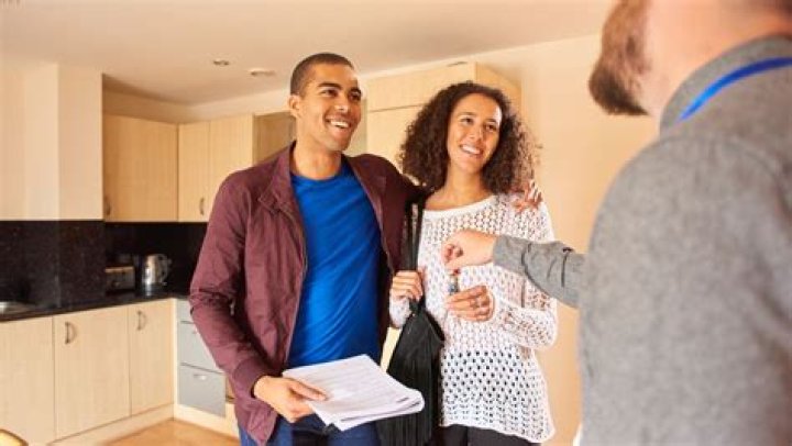 Do tenants pay fees to letting agents?