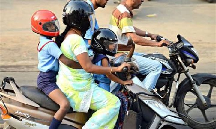 Does pillion rider need to wear a helmet in Bangalore?