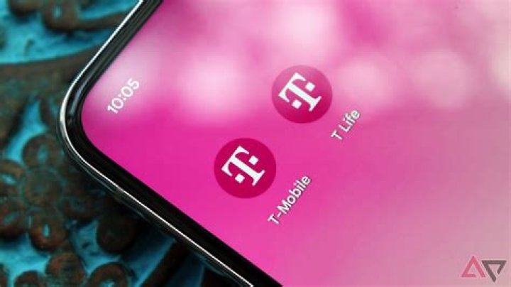 Does T-Mobile have chat support?