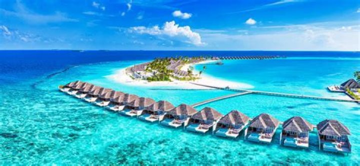 How do I get to the Maldives from Ireland?