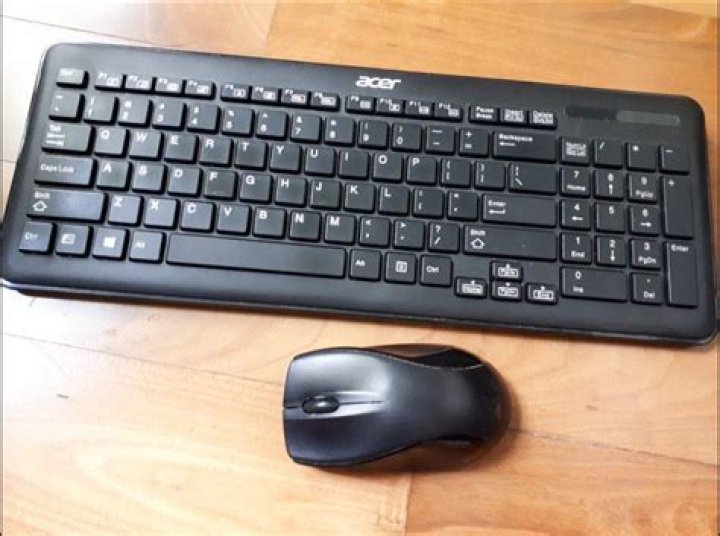 How do I reset my Acer wireless keyboard?