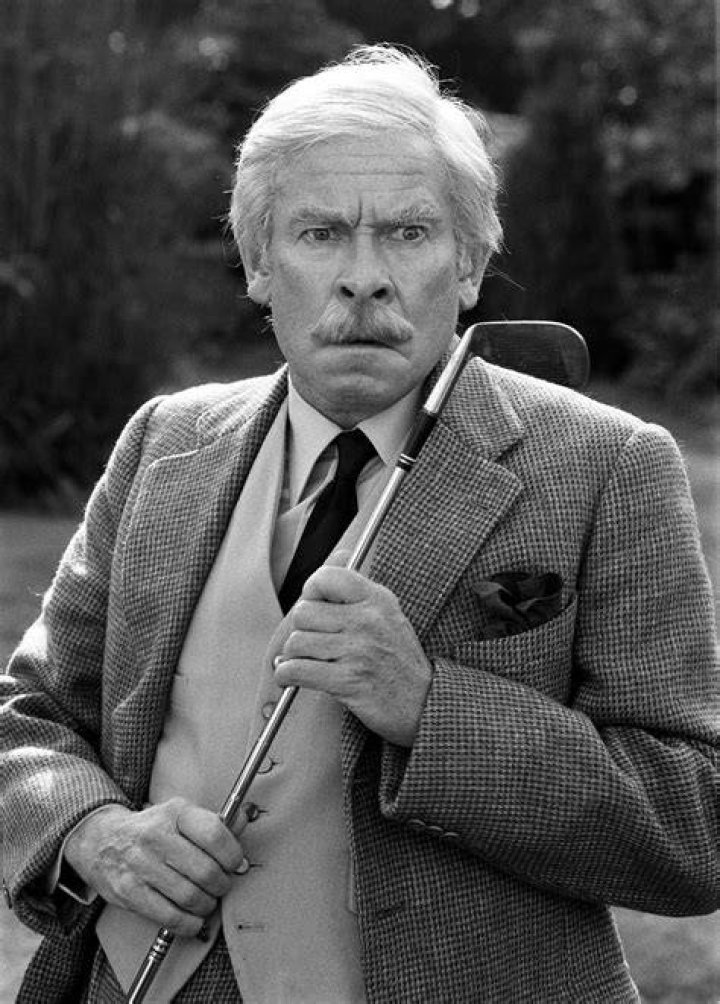 How much is Stanley Baxter worth?