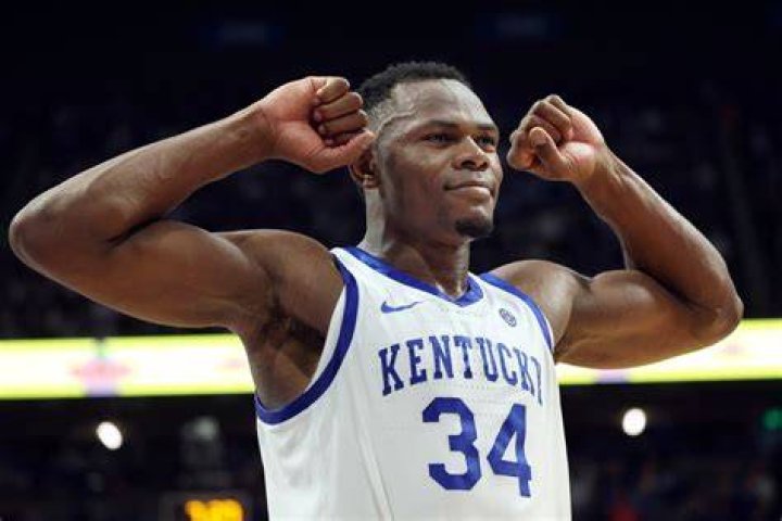 What clubs does the University of Kentucky have?