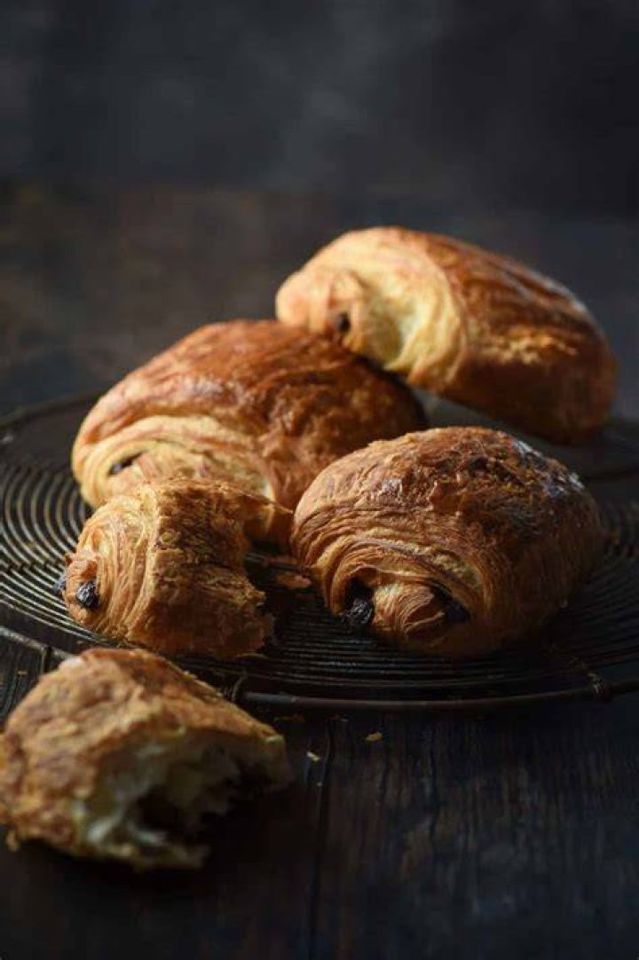 What do French people call pain au chocolat?