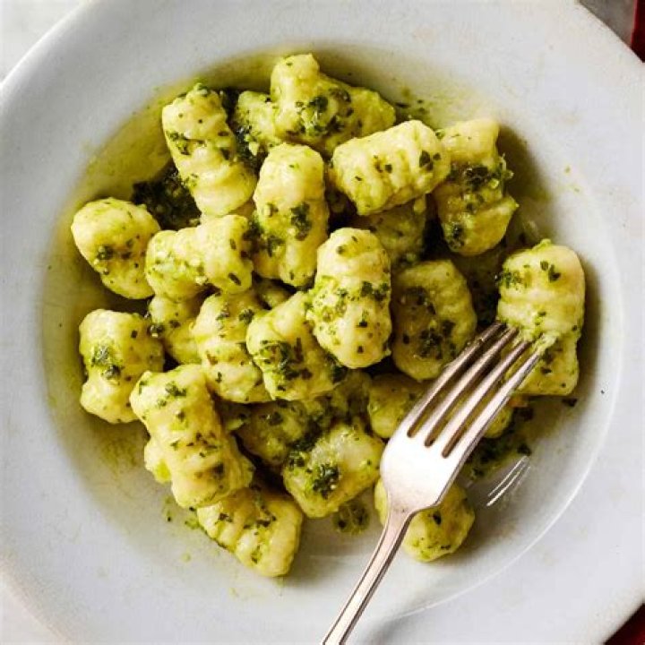 What does the name gnocchi mean?