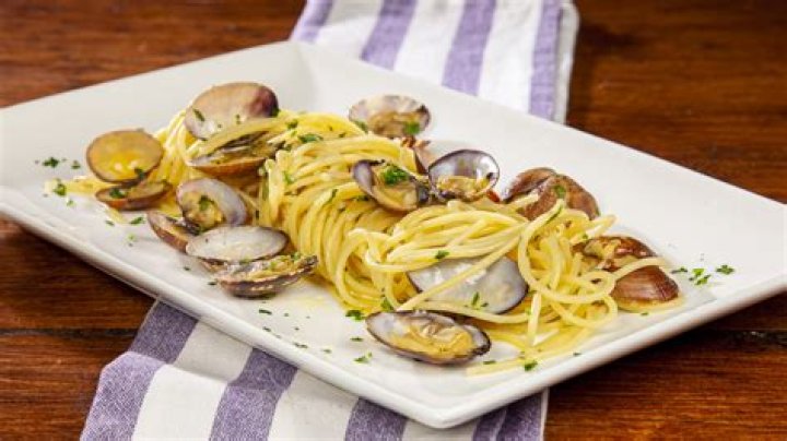 What does vongole Veraci mean in English?