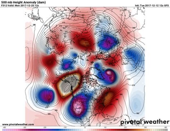 What is 500mb height anomaly?