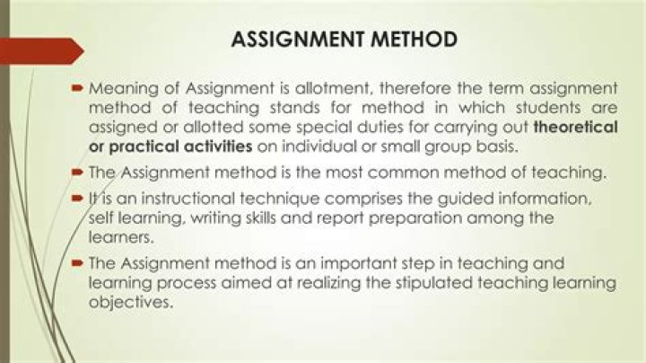 What is the assignment method of teaching?