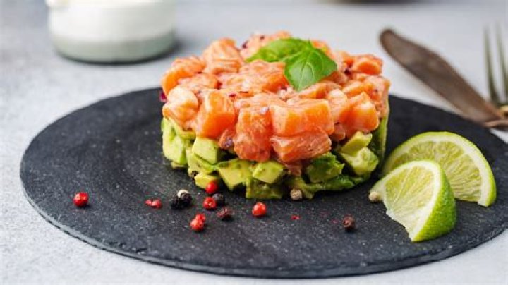 What is the difference between ceviche and tartare?