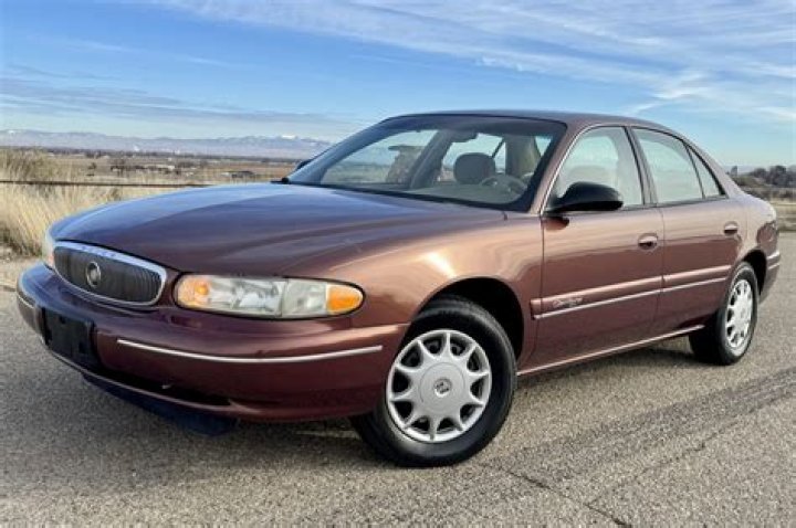 What kind of oil does a 1999 Buick Century take?