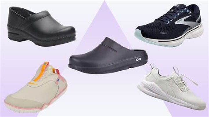What shoes do nurses prefer to wear?