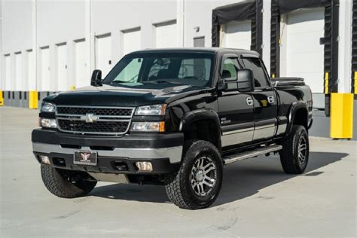 What transmission does a 2006 Duramax have?