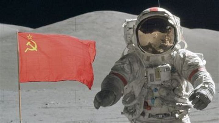 When did the Soviet Union put a man on the moon?