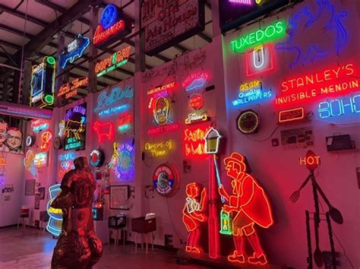 When was neon used?