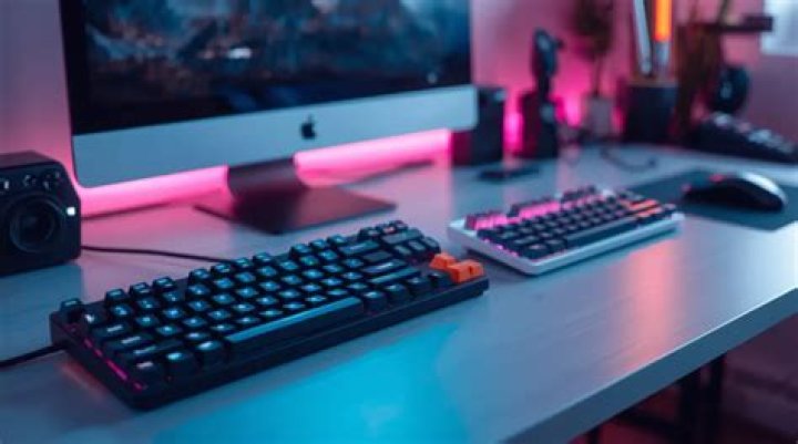Which keyboard is better for gaming?