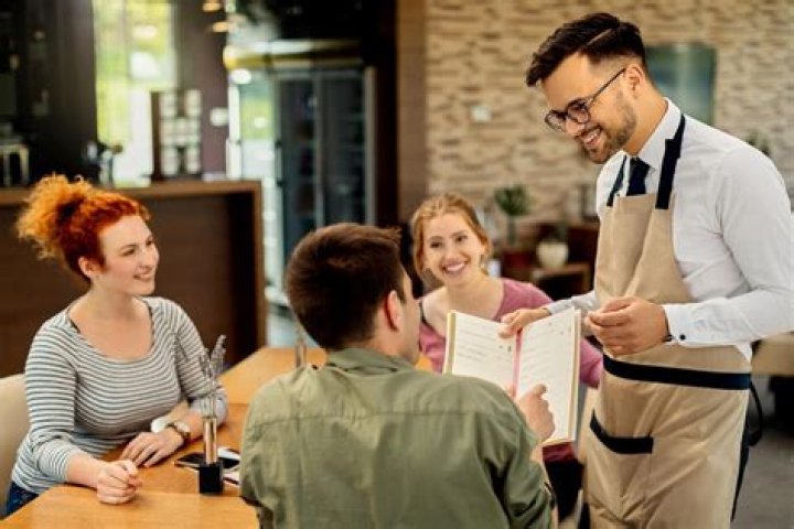 Who are your target customers in restaurant?