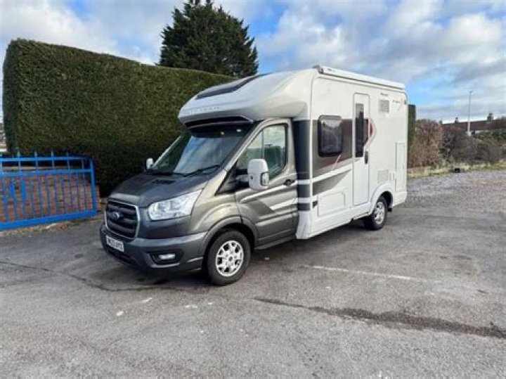 Who owns Davan Caravans?
