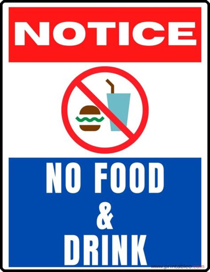 Why is food and drinks not allowed in the lab?