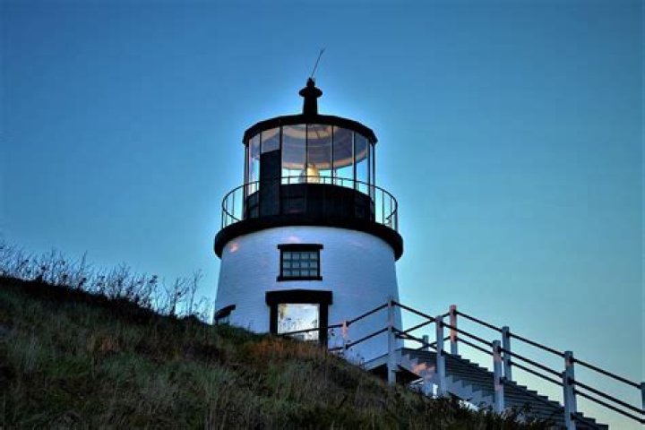 Why was Owls Head lighthouse built?